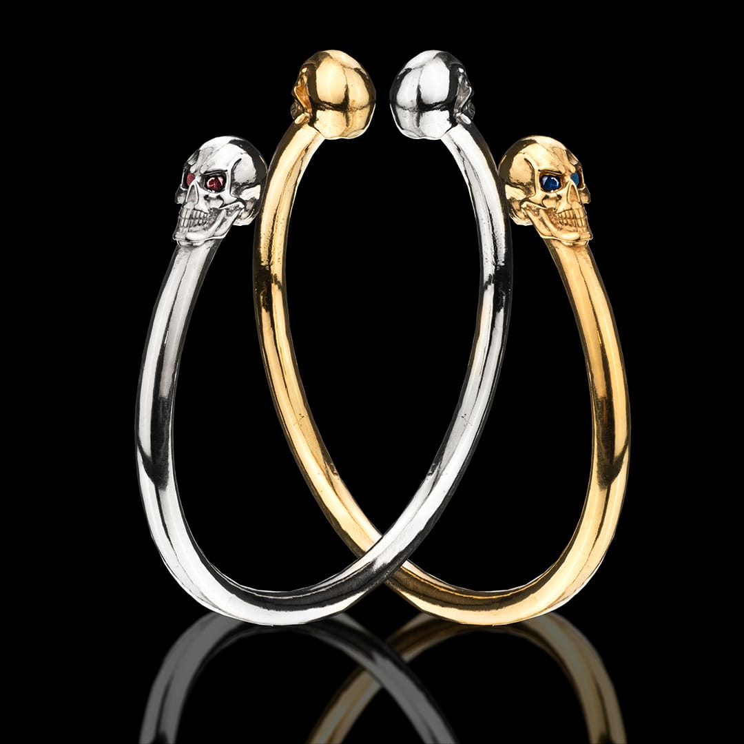 Pozłacana 14k złotem bransoletka trupie czaszki z naturalnymi kamieniami szlachetnymi